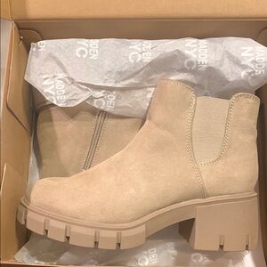 Women's Tan Ankle Boots